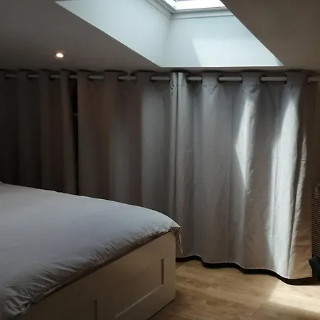 Maison Neuve Idealement Situee. Σπίτι διακοπών *
