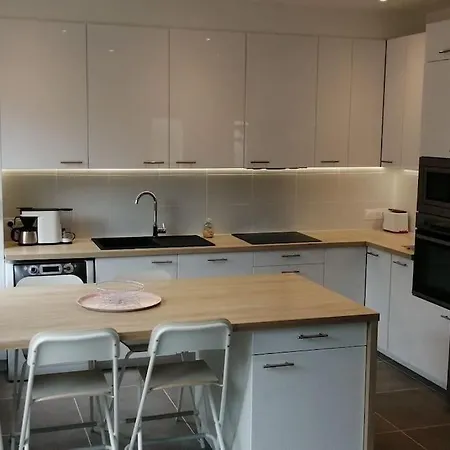Holiday home Maison Neuve Idealement Situee. Talence