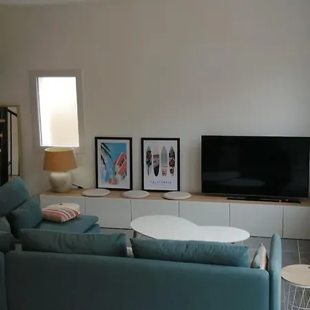 Σπίτι διακοπών Maison Neuve Idealement Situee.